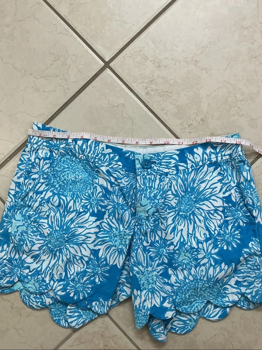 Lilly Pulitzer Buttercup Blue and White Floral Scallop-Hem Shorts